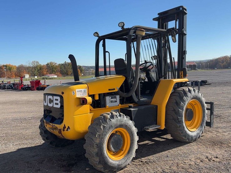 2015-jcb-930-image-3