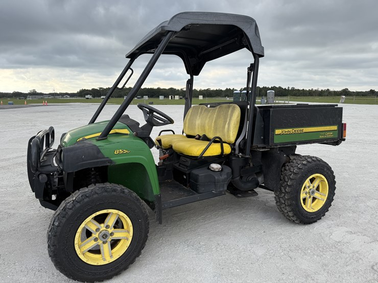 john-deere-gator-image-1