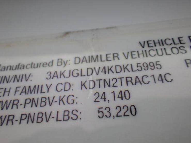 freightliner-cascadia-125-image-24