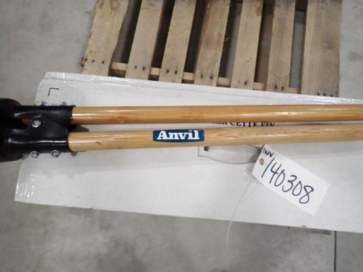 6.5-ft-brielle-black-pine-led-christmas-tree-image-11