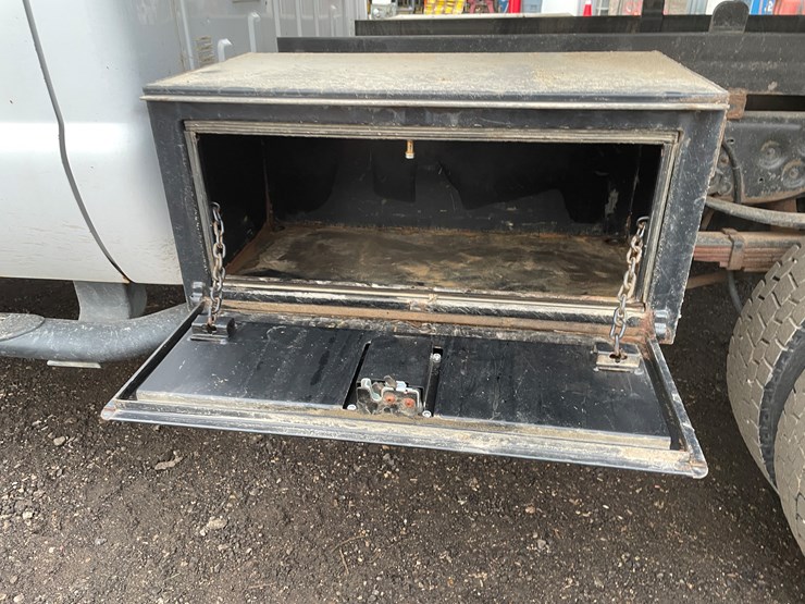 2004-ford-f450-image-15