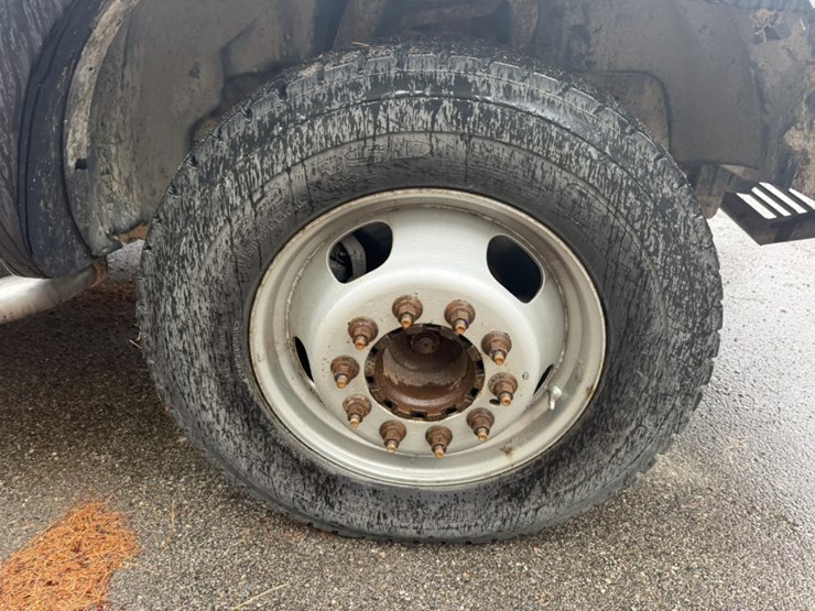 #1840-•-2013-ram-5500-4x4-service-truck-image-43