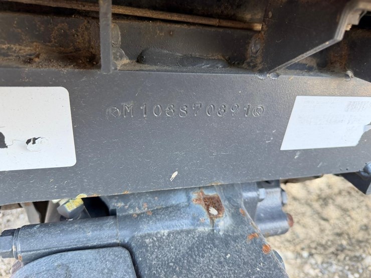 kubota-m108s-image-36