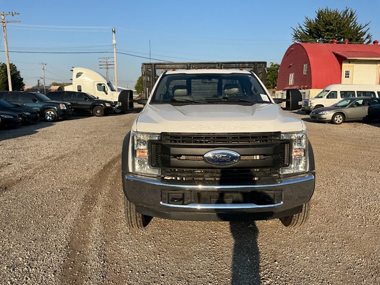 2019-ford-f550-image-4
