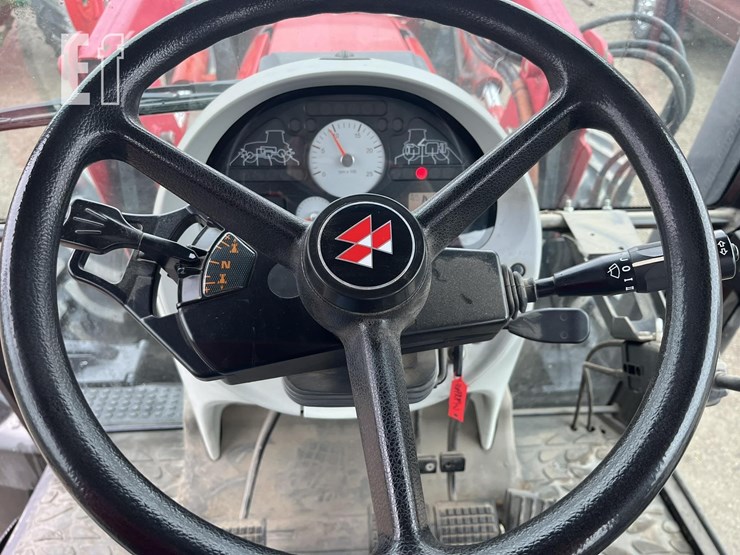 massey-ferguson-6475-image-36