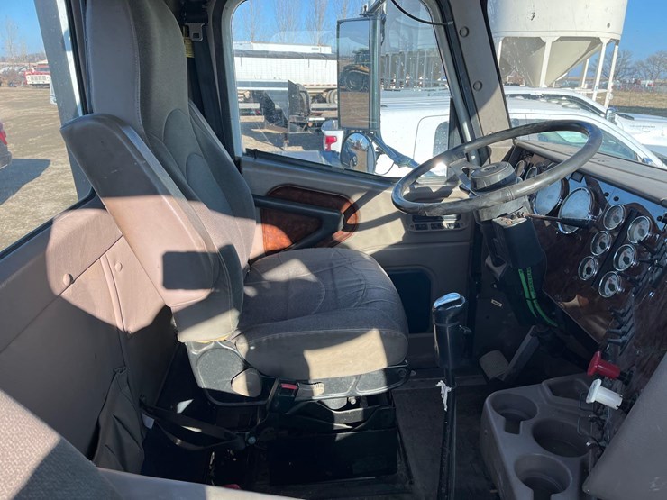 2005-international-9200i-image-29