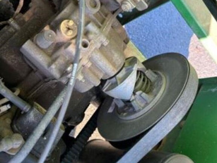 john-deere-gator-image-27