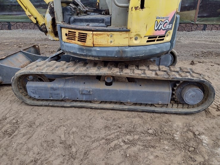 yanmar-vio35-image-26