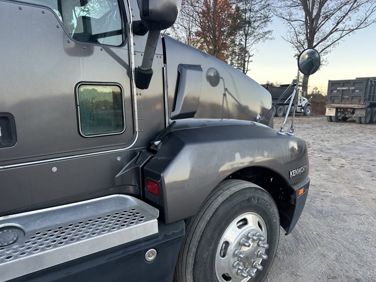 2006-kenworth-t600b-image-25