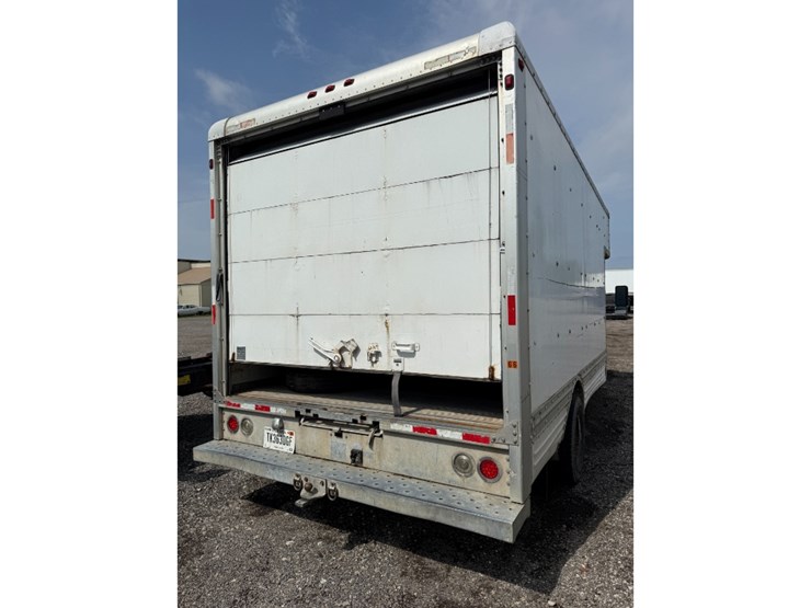 2007-ford-e450-image-7