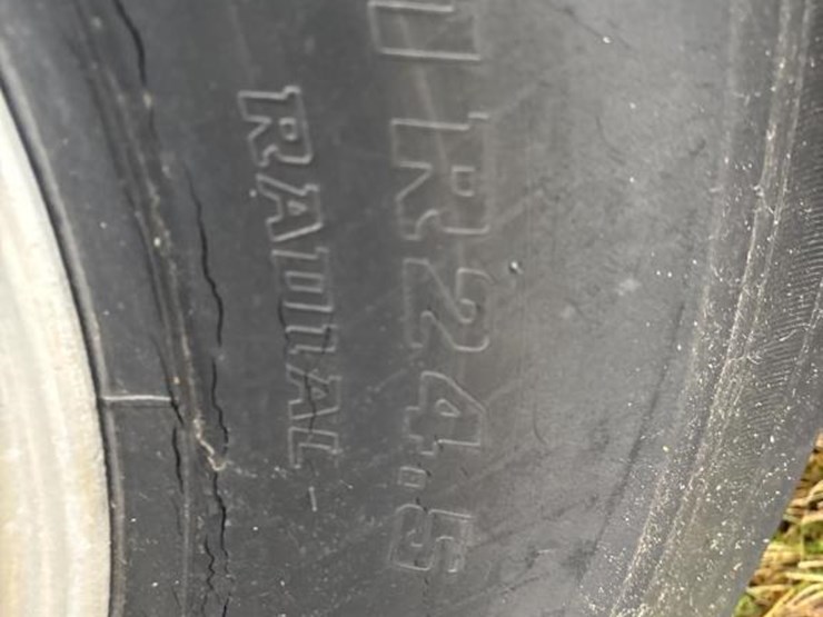 1988-peterbilt-377-image-68