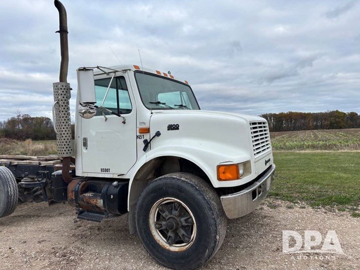 international-4900-image-23