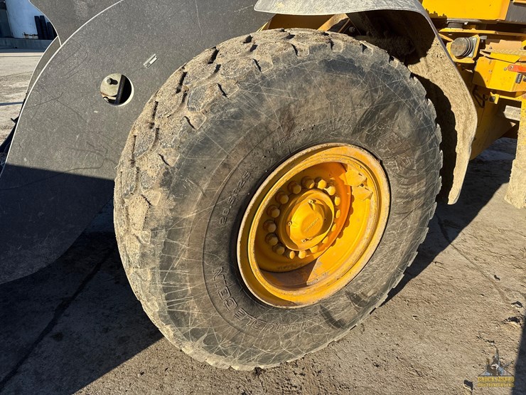 2018-volvo-l70h-image-9