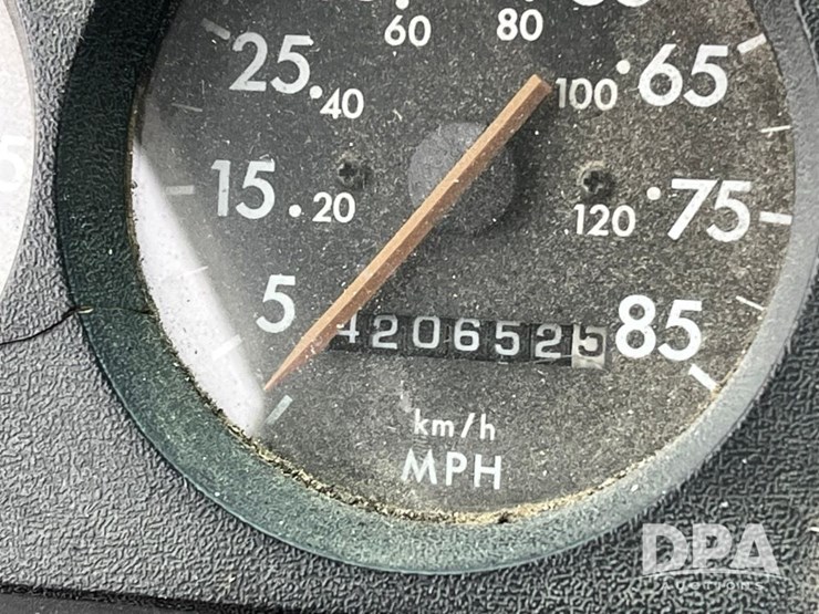 freightliner-fl80-image-46