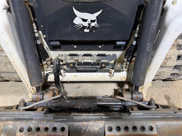 2023-bobcat-t76-image-10