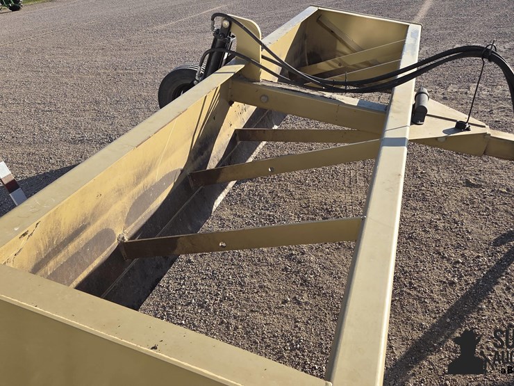 land-pride-bb4512-image-17