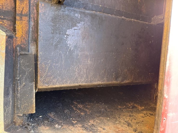 2005-international-durastar-4300-image-36