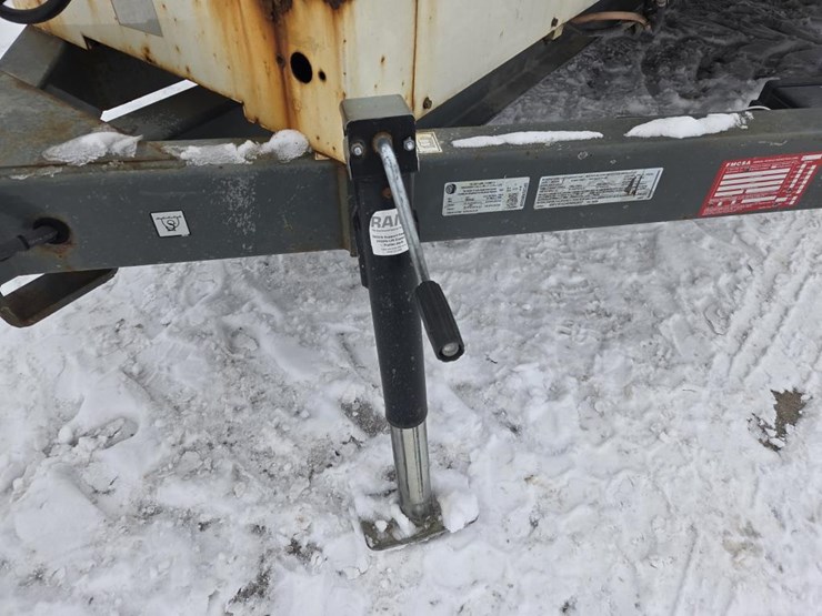 2014-wacker-neuson-e3000-image-15