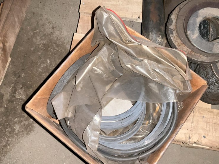 #546-•-knuckleboom-parts-image-4