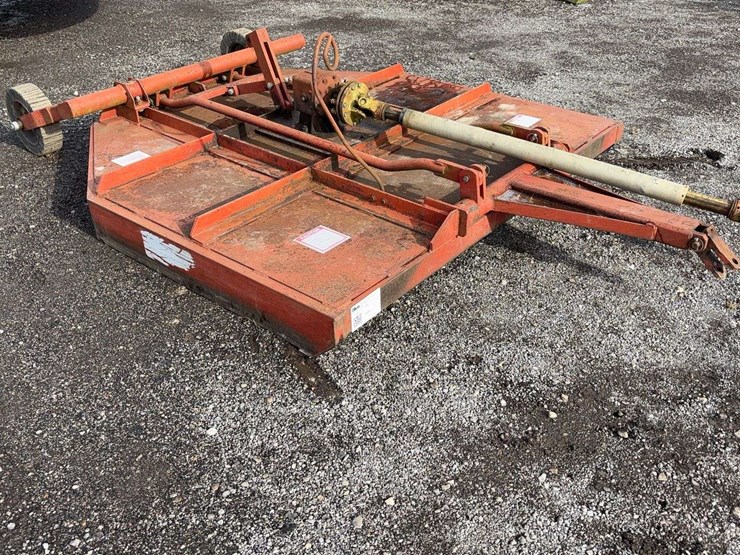 international-7-image-2