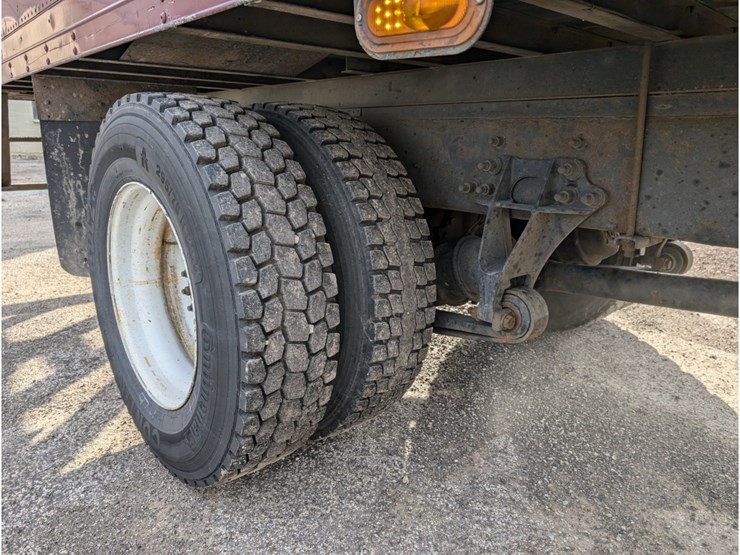 2014-international-durastar-4300-image-6