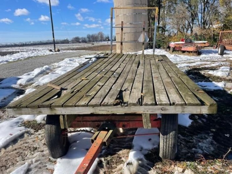 hay-wagon-and-back-rack-w/running-gear-image-3