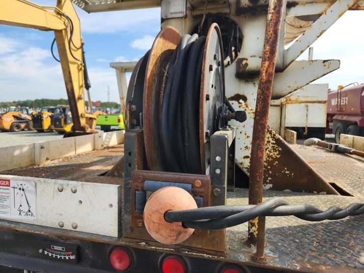 international-durastar-4300-image-27