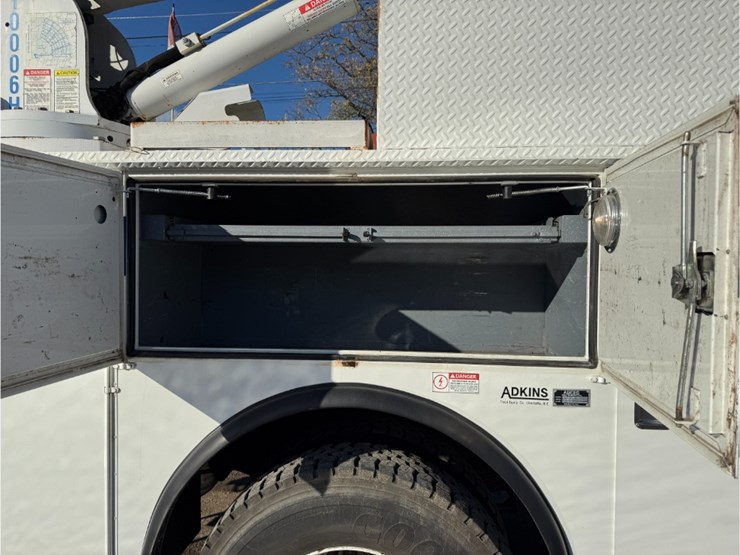 2015-kenworth-t270-image-9