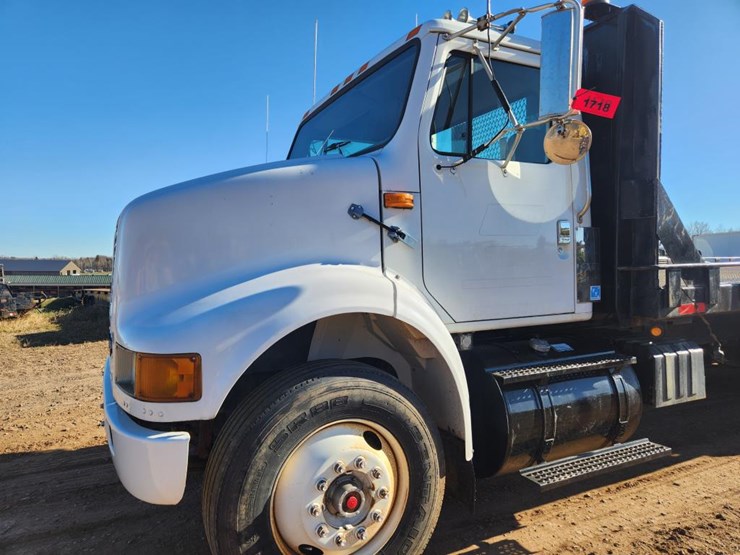 international-8100-image-9