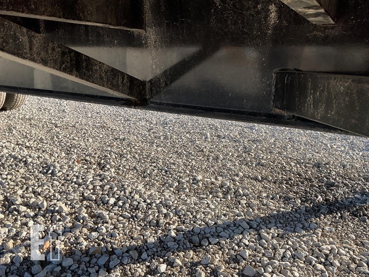 h&h-trailers-25'-x-image-16