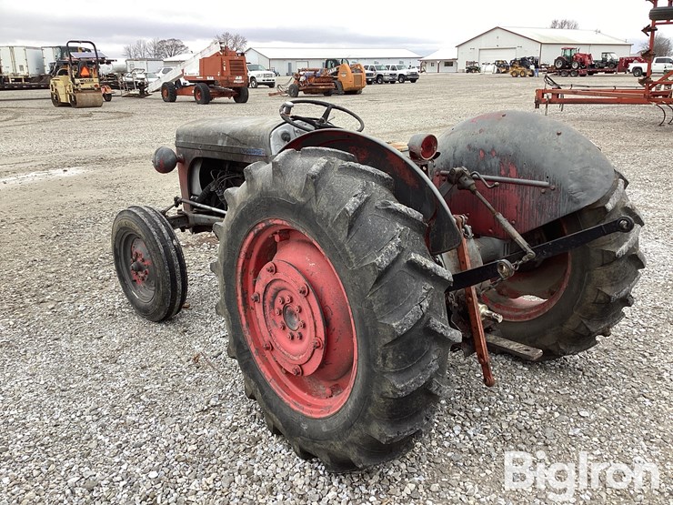 ferguson-t030-2wd-tractor-image-7