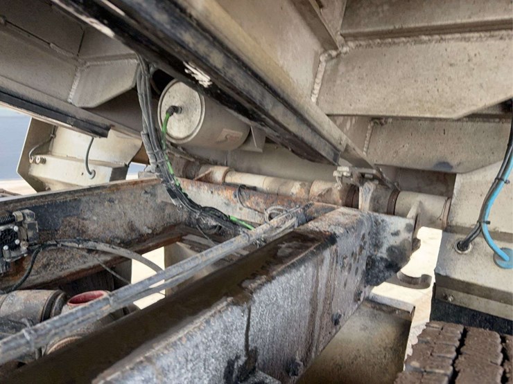 2010-kenworth-t800-image-52