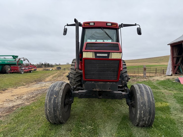 #1016-•-1989-case-7140-tractor-(fennimore,-wi)-image-2