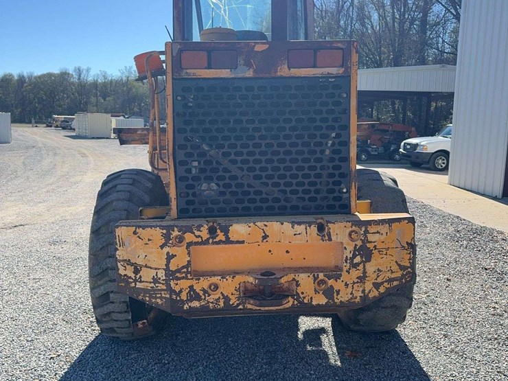 john-deere-444-image-4