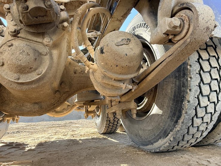 2007-freightliner-columbia-120-image-56