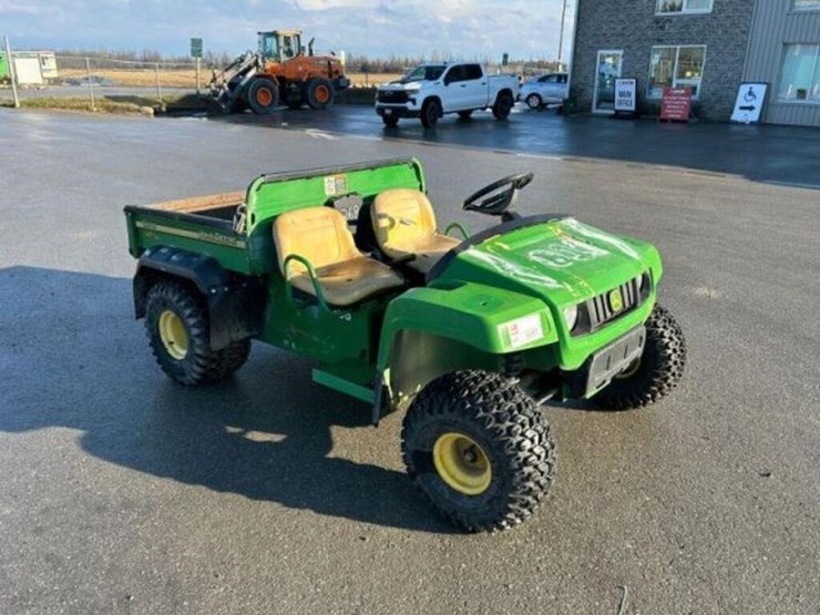 john-deere-gator-image-2
