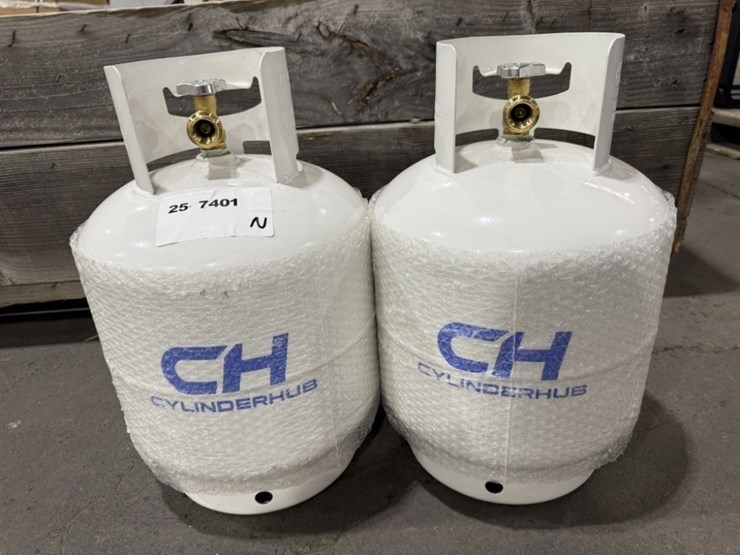 2025-earthygrounds-20lb-propane-tanks,-qty.-2-image-1