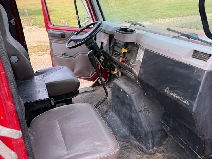 1999-international-4900-image-11