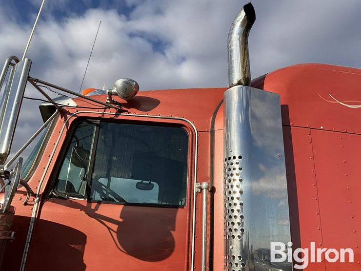 2002-kenworth-w900-image-20