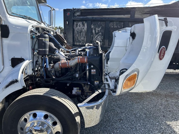 2017-peterbilt-337-image-74