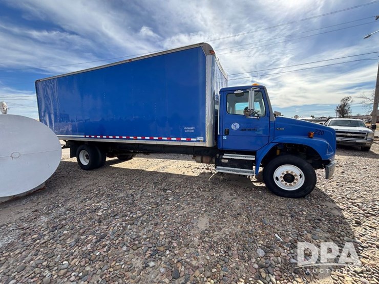 freightliner-fl106-image-6