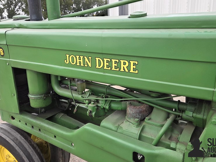 john-deere-b-image-10