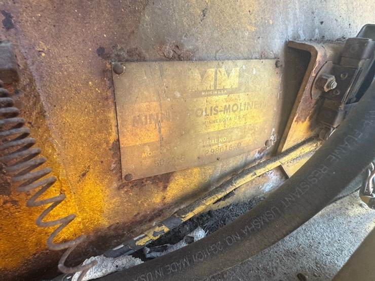 minneapolis-moline-g1000-image-28