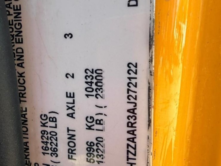 2010-international-7300-image-18