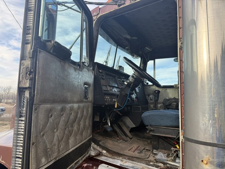 1989-kenworth-t600-image-58