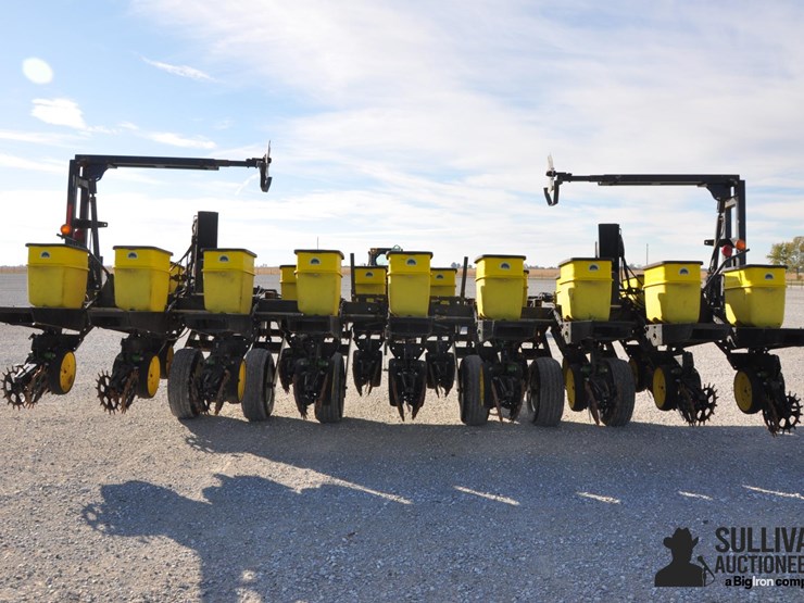 black-machine-16-17-image-6