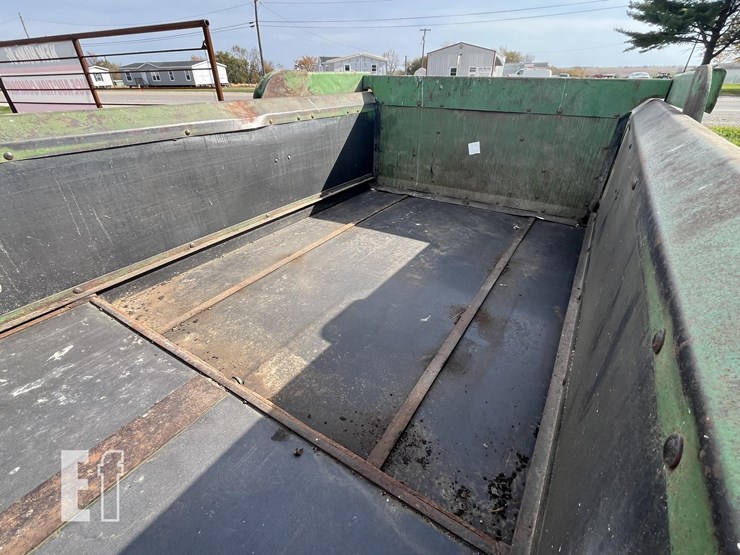 john-deere-450-image-17