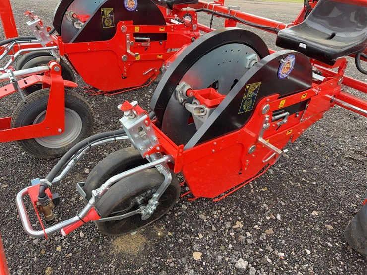 2021-checchi-&-magli-wolf-pro-image-20