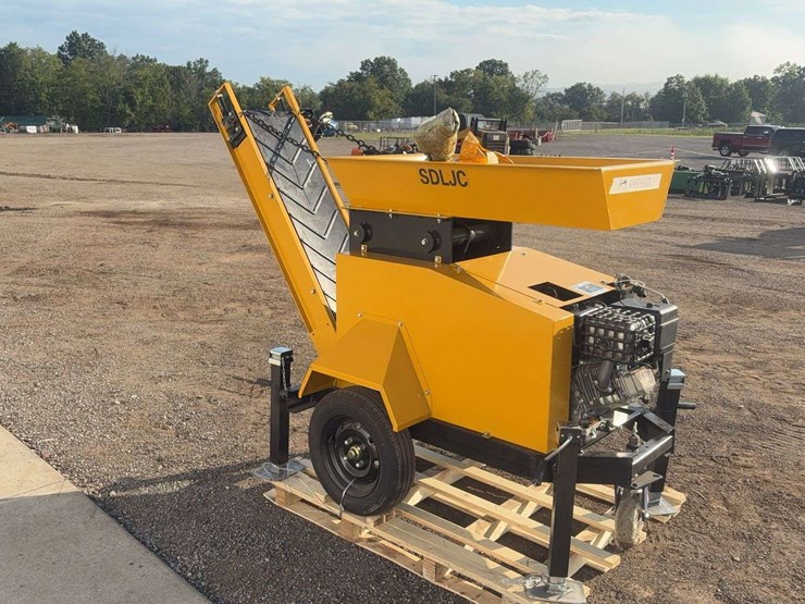 sdljc-trailed-crusher-image-2