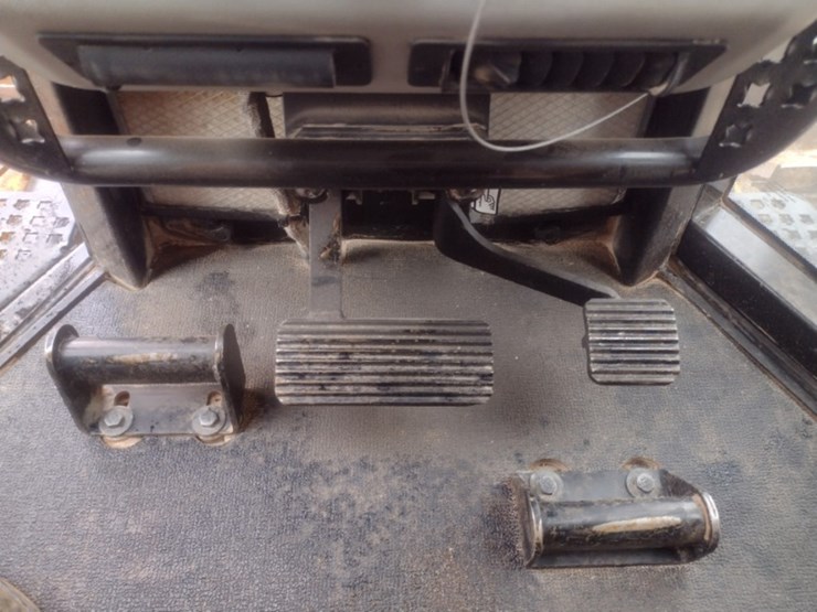 caterpillar-d6n-lgp-image-8